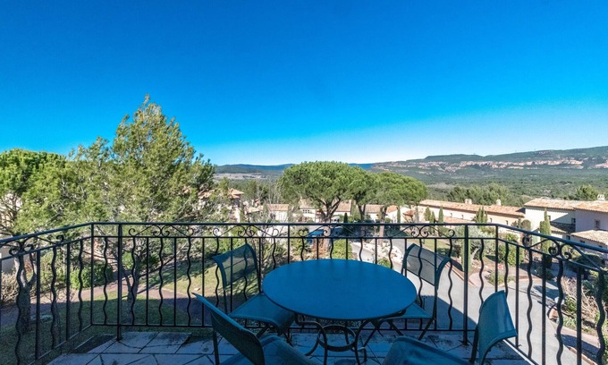 La Motte Apartamento | 2 BEDROOM APARTMENT WITH LARGE BALCONY (N°560)