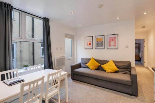 Cathays Apartamento | 2 Bedroom Aprtmnt For Upto 6 Nr Centre, Uni &Parks