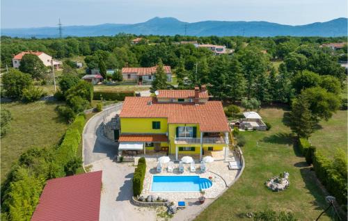 Nedescina Casa | 2 Bedroom Awesome Apartment In Labin