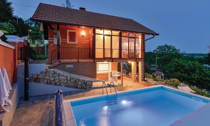 Novi Marof Casa | Impresionante casa de 2 dormitorios en.
