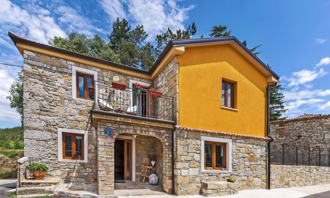 Pazin Casa | Impresionante casa de 2 dormitorios en.