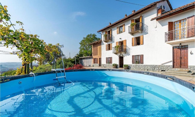 Priocca Casa | 2 Bedroom Awesome Home In Priocca