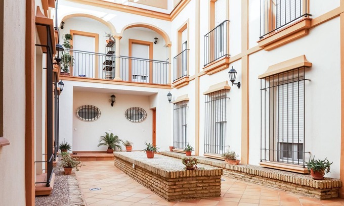 Carmona Casa | Hermosa casa de 2 dormitorios en.