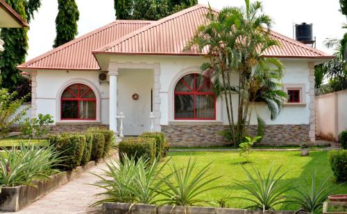 Ibadan Chalet De Esquí | 2 Bedroom Bungalow in Alalubosa GRA
