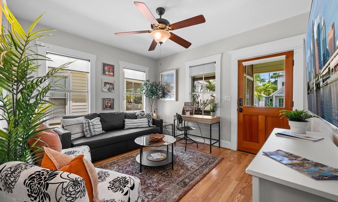 Historic Ybor Casa | 2 Bedroom Bungalow in Historic Ybor City, Steps from 7th ave