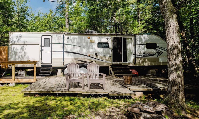 Carling Casa | 2-bedroom Camper Trailer Cottage #2