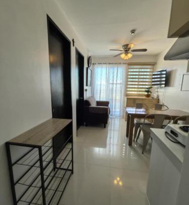 Bacolod Apartamento | 2-Bedroom Cityscape Residences Bacolod 1001