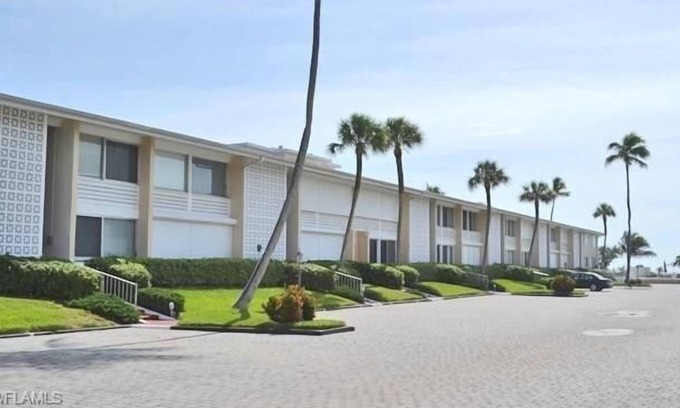 Coquina Sands Condominio | 2 Bedroom Condo 429945 by Houzlet