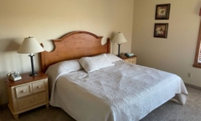 Clymer Condominio | 2 Bedroom Condo at Seasons at Greenwood Forest located at Peek' n Peak Resort.