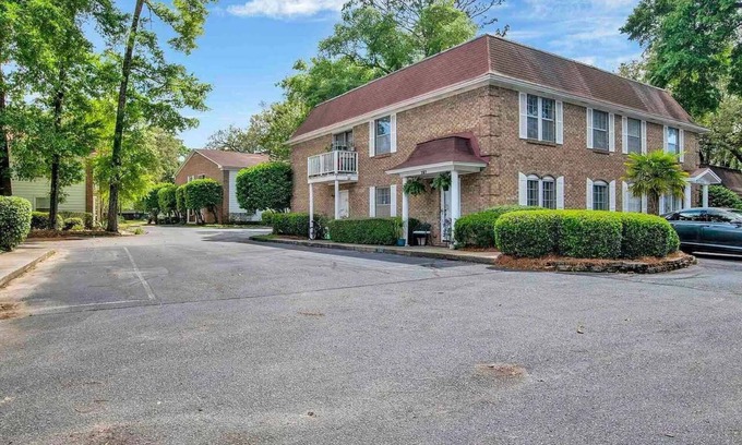 Northeast Pensacola Condominio | 2-bedroom condo in charming Pensacola with AC, WiFi