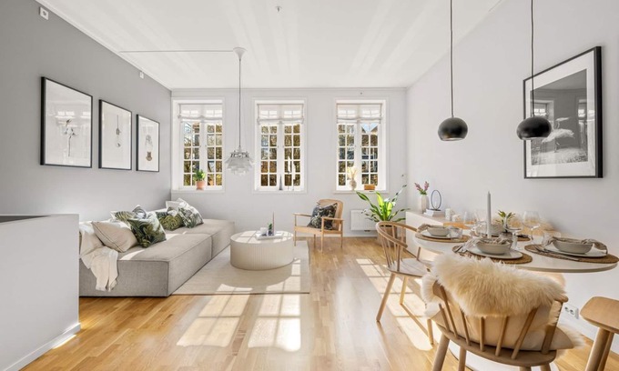 Stavanger Condominio | 2-bedroom condo in Stavanger with fully equipped kitchen and home office setup