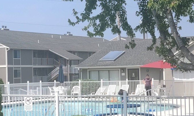 Osage Beach Condominio | 2 BEDROOM CONDO IN THE HEART of OSAGE BEACH at the LAKE!!!