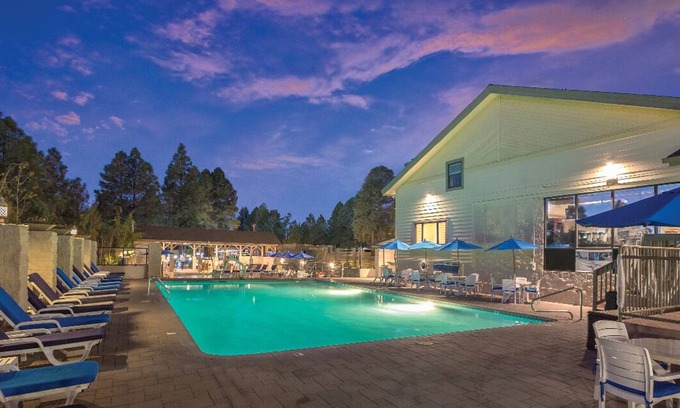 Flagstaff Complejo | 2 Bedroom Condo, Sleeps 6, Full Kitchen, Golf, at Wyndham Flagstaff Resort!!