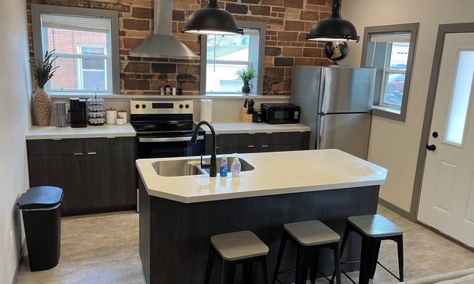 Marshall Apartamento | 2 Bedroom - Convenient & Comfy Downtown Apartment