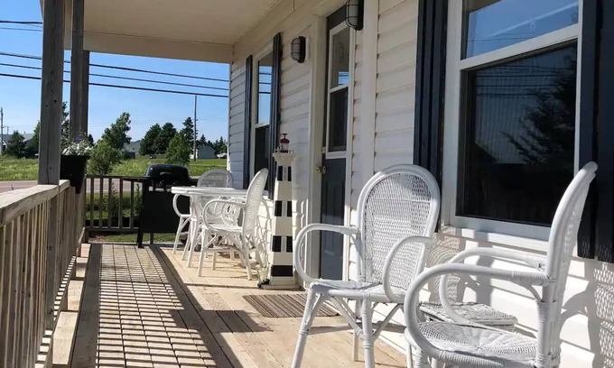 York Cabaña | 2 Bedroom Cottage