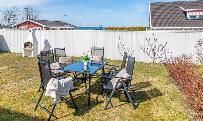 Klintehamn Apartamento | Acogedor apartamento de 2 dormitorios.