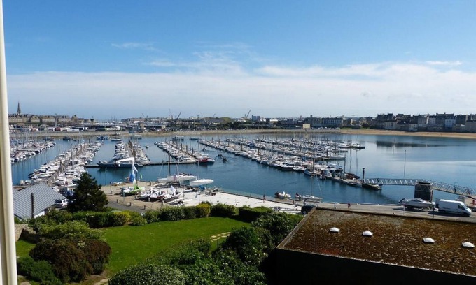 La Cite Apartamento | 2-bedroom duplex port des Sablons with sea view and intra muros Saint Malo