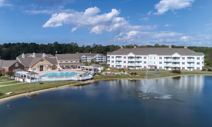 Williamsburg Complejo | 2 Bedroom Family-Friendly near Historic Williamsburg, Theme Parks