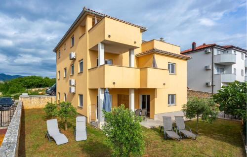 Municipality of Omisalj Apartamento | 2 Bedroom Gorgeous Apartment In Omisalj