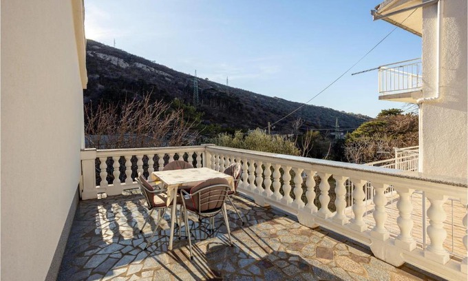 Veljun Primorski Apartamento | 2 Bedroom Gorgeous Apartment In Knezica