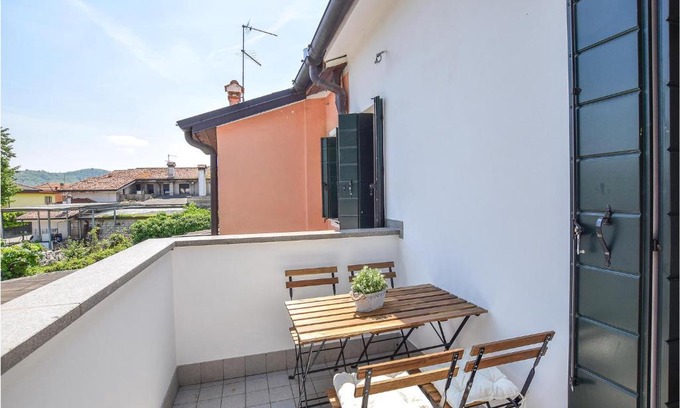 Ospedaletto di Pescantina Casa | 2 Bedroom Gorgeous Home In Montemerlo