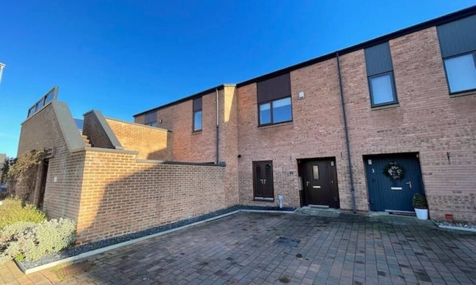 Stockton-on-Tees Casa | 2 Bedroom House with Garden next to the River Tees