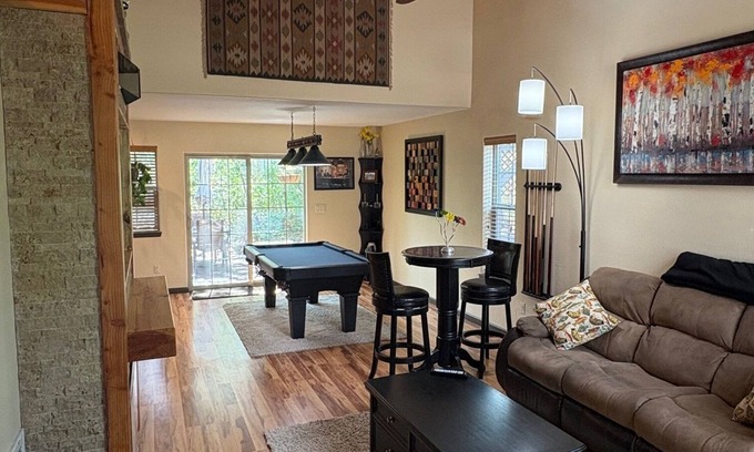 Durango West Casa | 2-bedroom house w/fitness room, pool table, pong, hot tub in marvelous Durango