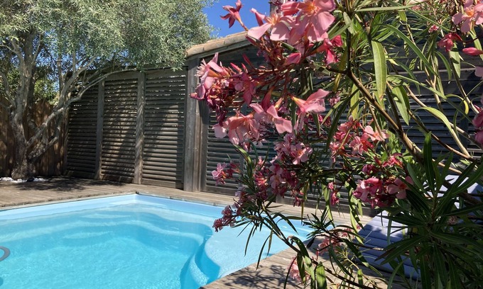 Angoulins Casa | CASA de 2 dormitorios con PISCINA PRIVADA en una zona tranquila, cerca del MAR y LA ROCHELLE