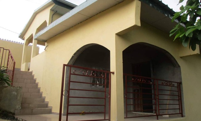 Libreville Casa | 2 bedroom house with garden - vacation rentals Libreville - Akanda - Gabon