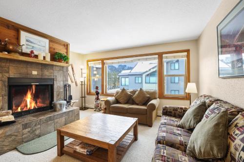 Kirkwood Apartamento | 2 Bedroom Kirkwood Condo – Across the Street from Village condo