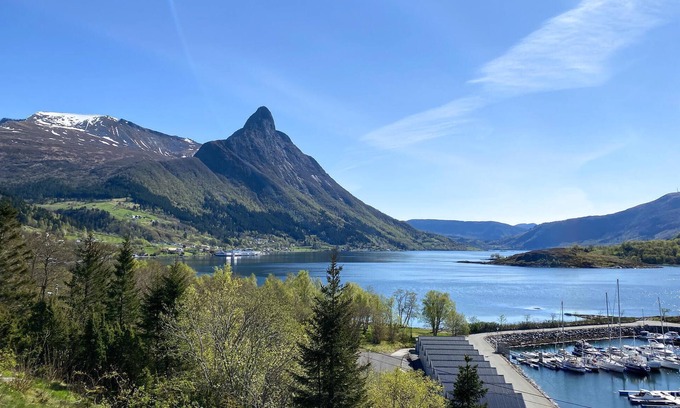 Ulstein Municipality Casa | Preciosa casa de 2 dormitorios en ørsta