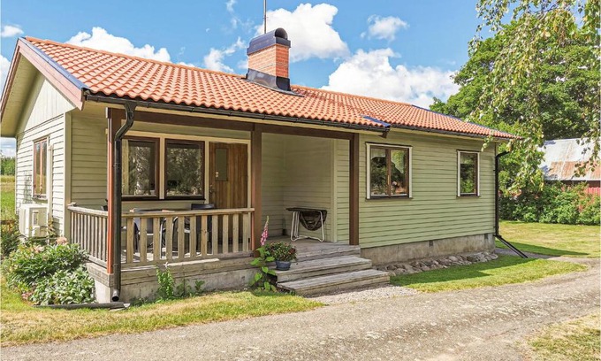 Ugglerum Casa | 2 Bedroom Lovely Home In Läckeby