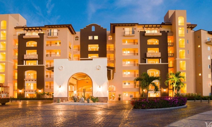 Los Cabos Complejo | 2-Bedroom Luxury Suite with Ocean View, Villa del Arco - March 1-8, 2025