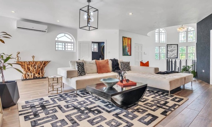 Hopewell Villa | 2-Bedroom MOSAIC Luxury Villa