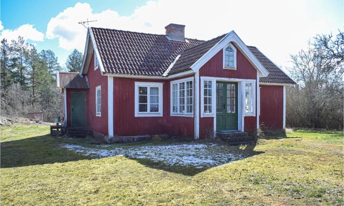 Blomstermala Casa | 2 Bedroom Nice Home In Stubbemåla
