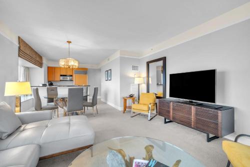Brickell Apartamento | 2 Bedroom OR King Studio Suites Four Seasons Hotel Miami Free Wi-Fi & Free Parking
