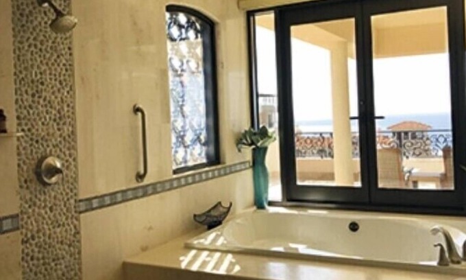 Los Cabos Complejo | 2 Bedroom Penthouse Lands End - March 16-23-2024