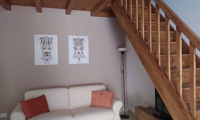 Melilli Casa | 2 Bedroom Private vacation home in Melilli