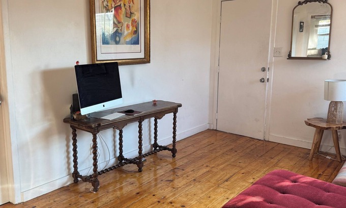 Sunset Junction Casa | 2-bedroom Silverlake bungalow @ Sunset Junction