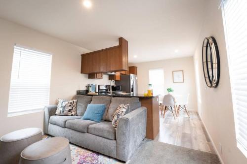 San Luis Obispo Casa | 2-Bedroom SLO Bungalow House