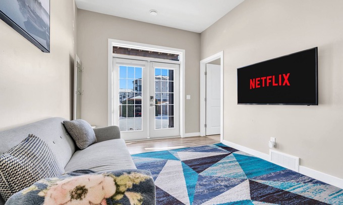 Sage Hill Casa | 2 Bedroom Smart Secondary Suite with Gazebo view