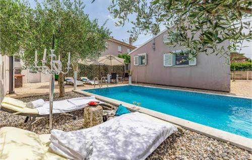 Liznjan Casa | 2 Bedroom Stunning Home In Sisan