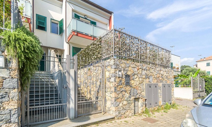 Vado Ligure Casa | Impresionante casa de 2 dormitorios en.