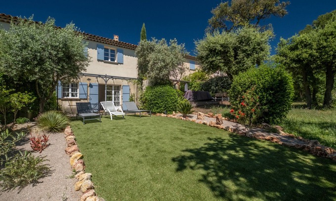 La Motte Casa | 2 BEDROOM TOWNHOUSE WITH GARDEN (N°532)