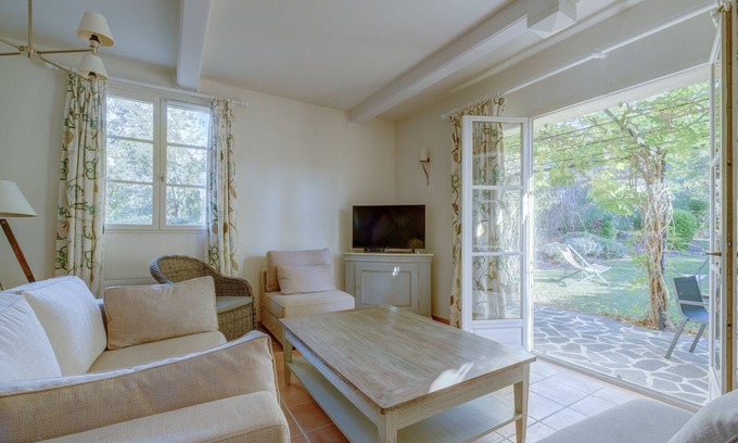La Motte Casa | 2-BEDROOM TOWNHOUSE WITH GARDEN (N°427)