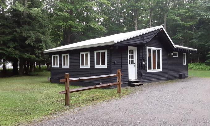 Old Forge Cabina | Alquiler de vacaciones de 2 dormitorios