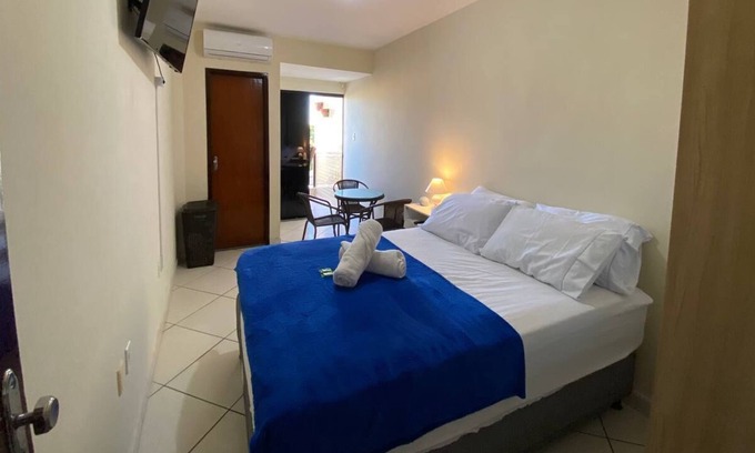 Piata Apartamento | 2 bedrooms | 100m from the beach | Suite | view to the square