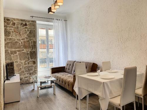 Quartier du Port Apartamento | 2-bedrooms аpartment Nice Port with parking