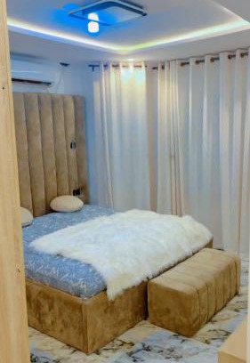 Lagos Mainland Apartamento | 2 Bedrooms for shortlet
