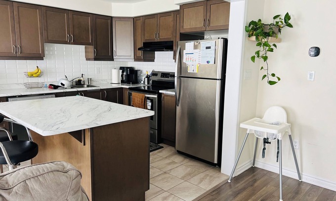 Pickering Casa | 2 Bedrooms in a Charming home for rent in a peaceful community in Pickering